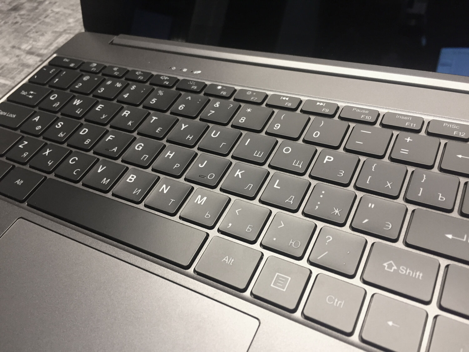 секретная клавиатура, клавиатура ноутбука, huawei matebook d клавиатура, клавиатура, клавиатура ноутбука крупным планом