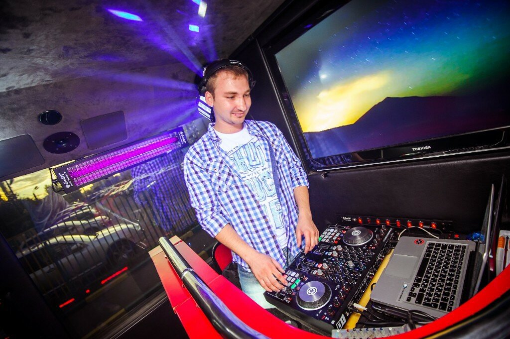 диджей, enei диджей, диджей егор, ди джей, никита dj