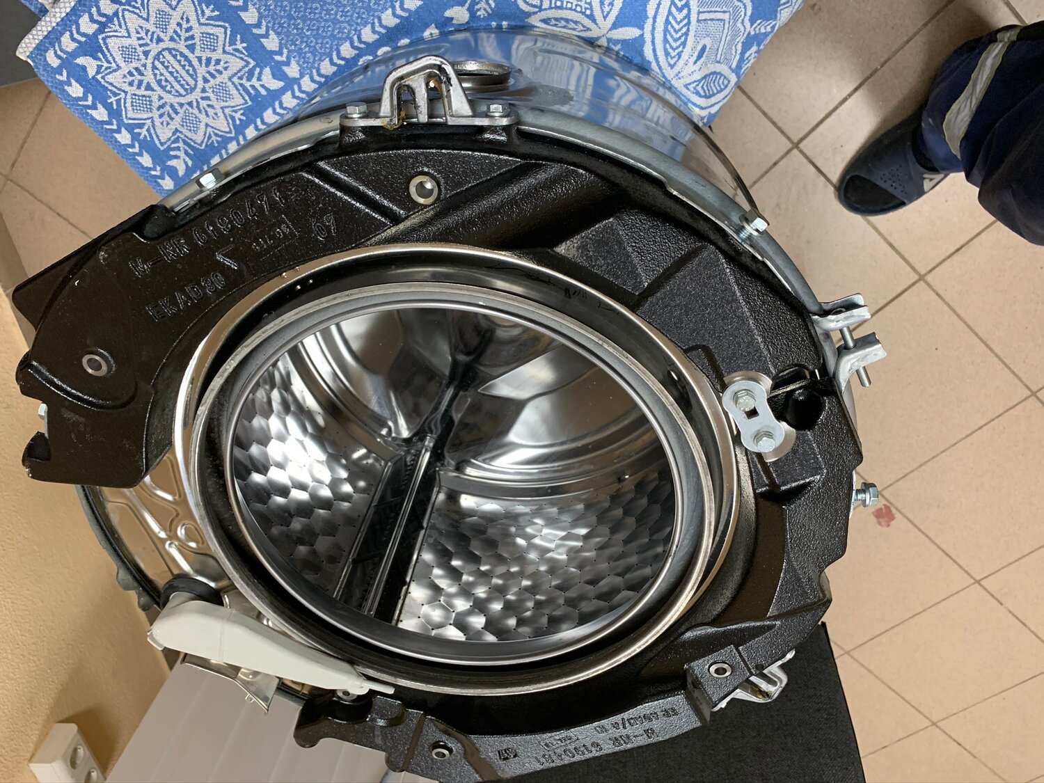 бак стиральной машины wfli2440eu/18fd8706 701078, бак стиральной машины индезит, бак стиральной машины aeg, фара противотуманная mini f60, птф бмв ф10