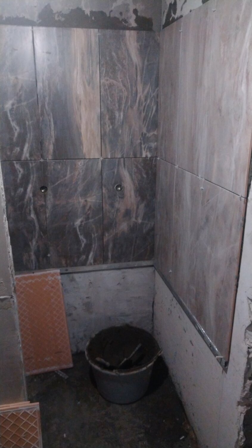 отделка санузла керамогранитом, санузел, поэтапный ремонт туалета, туалет