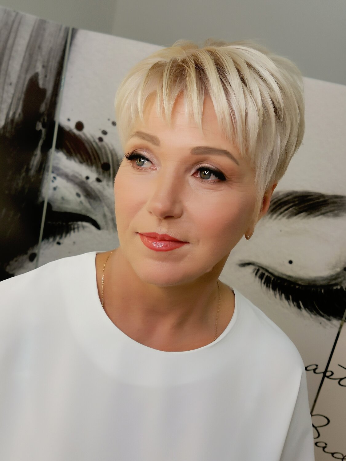 женщина, короткие стрижки на редкие волосы, чулпан хаматова 2005, короткая, стрижка