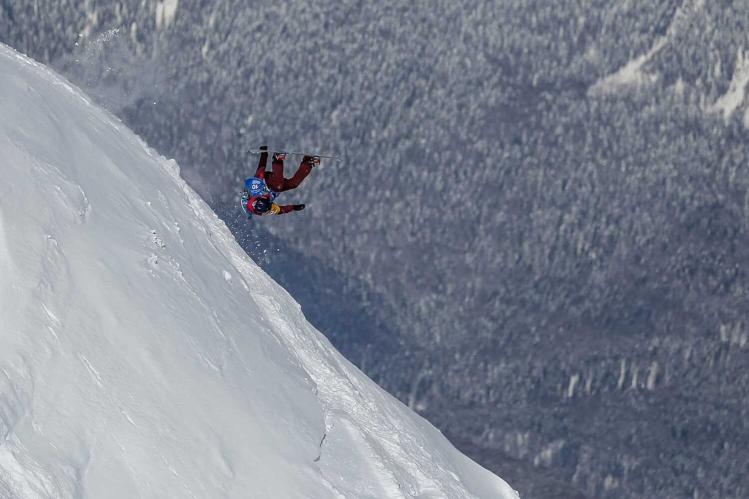 фрирайд, сноубордист фрирайдер, фрирайд контест, спуск с горы, laax switzerland snowboard