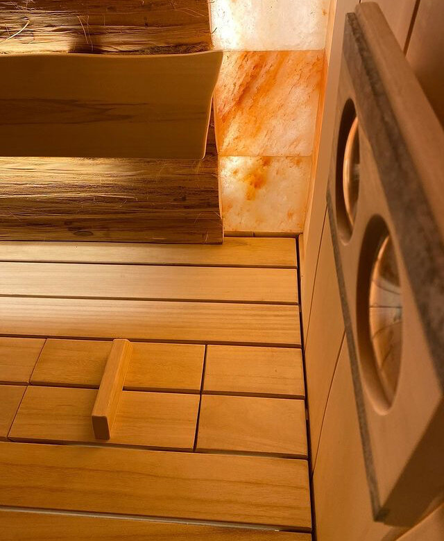 паркет для бани, для сауны, бане, пол для бани из досок, парная в бане отделка