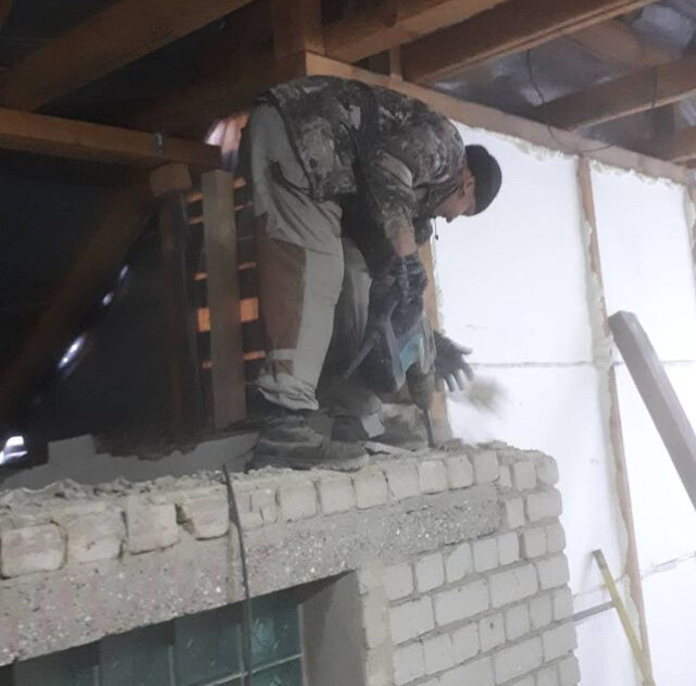 Демонтаж кирпичной кладки