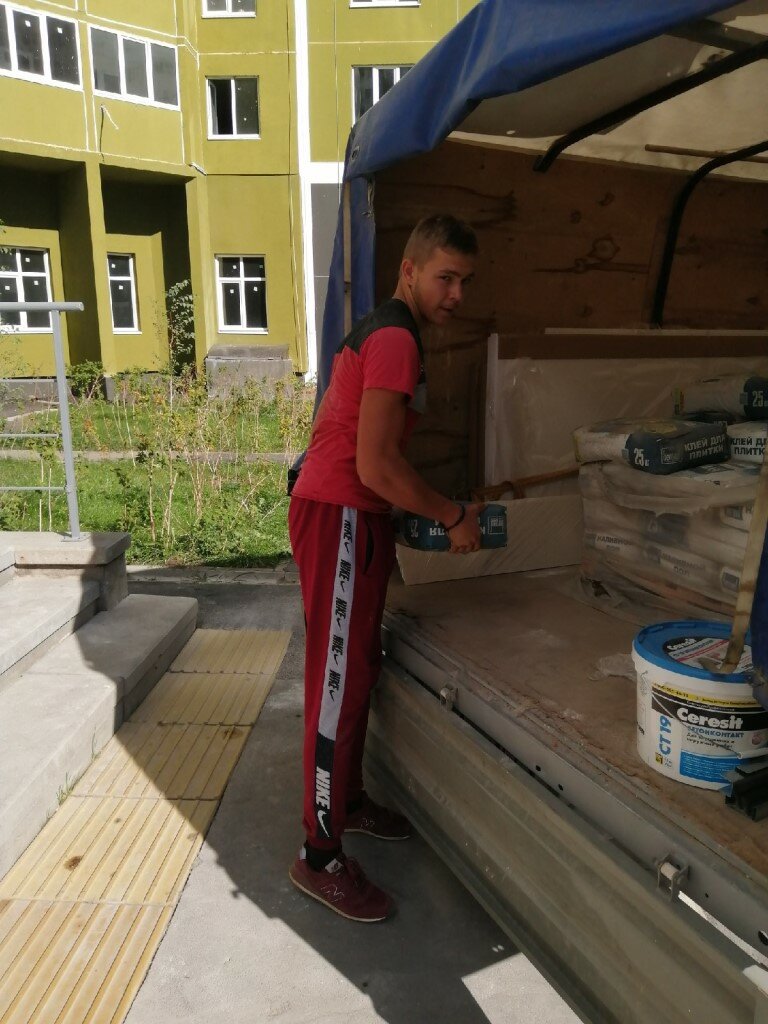 человек, грузчик, грузчики переезды, грузчики доски, грузчик разнорабочий