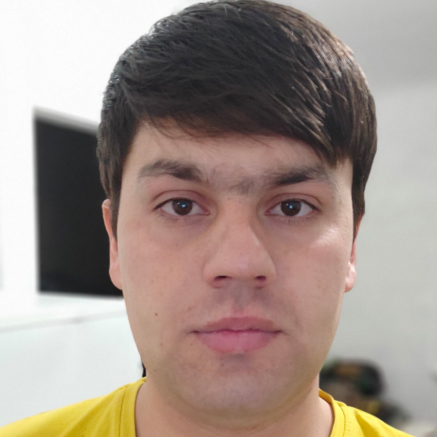 Шодруз Кавсиев
