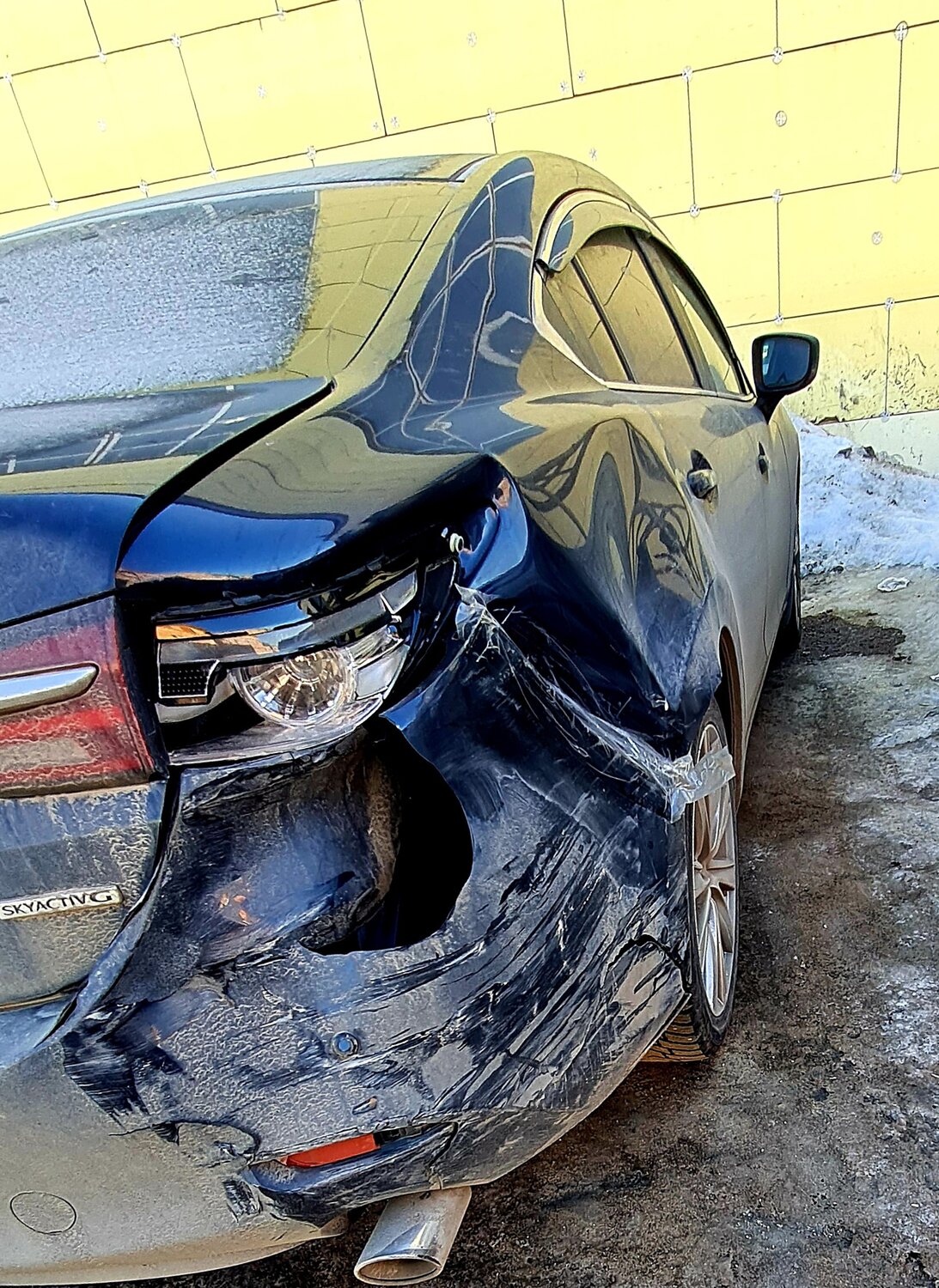 Замена крыла автомобиля