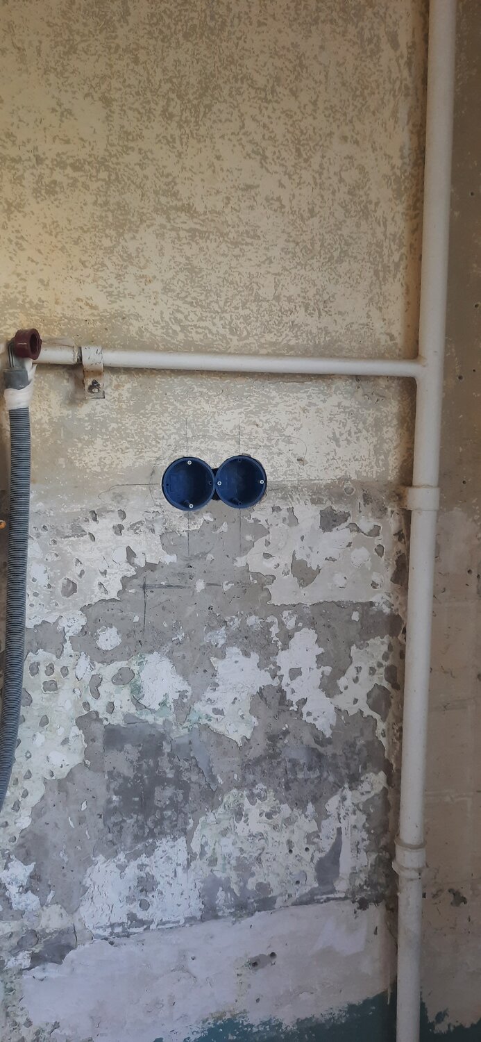 разводка труб, разводка черновой сантехники, штробить стены под трубы в ванной, монтаж труб, монтаж водопровода