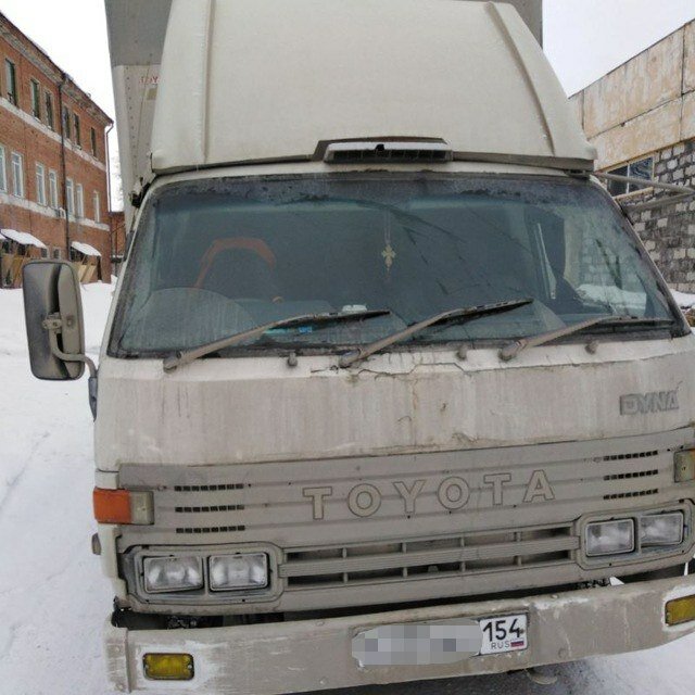isuzu elf 1993, хино рейнджер 1990 рефрижератор, тойота тойоайс 1989, авто, грузовик