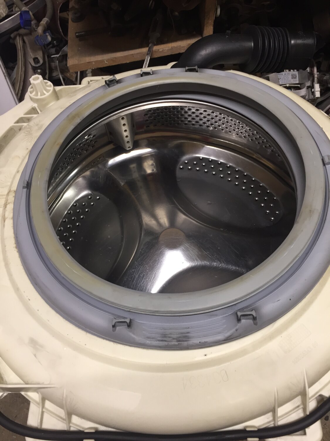 бак стиральной машины samsung wd10164n, бак стиральной машины daewoo, бак стиральной машины gorenje wa142, распиленный бак стиральной машины индезит, неразборный бак стиральной машины zanussi