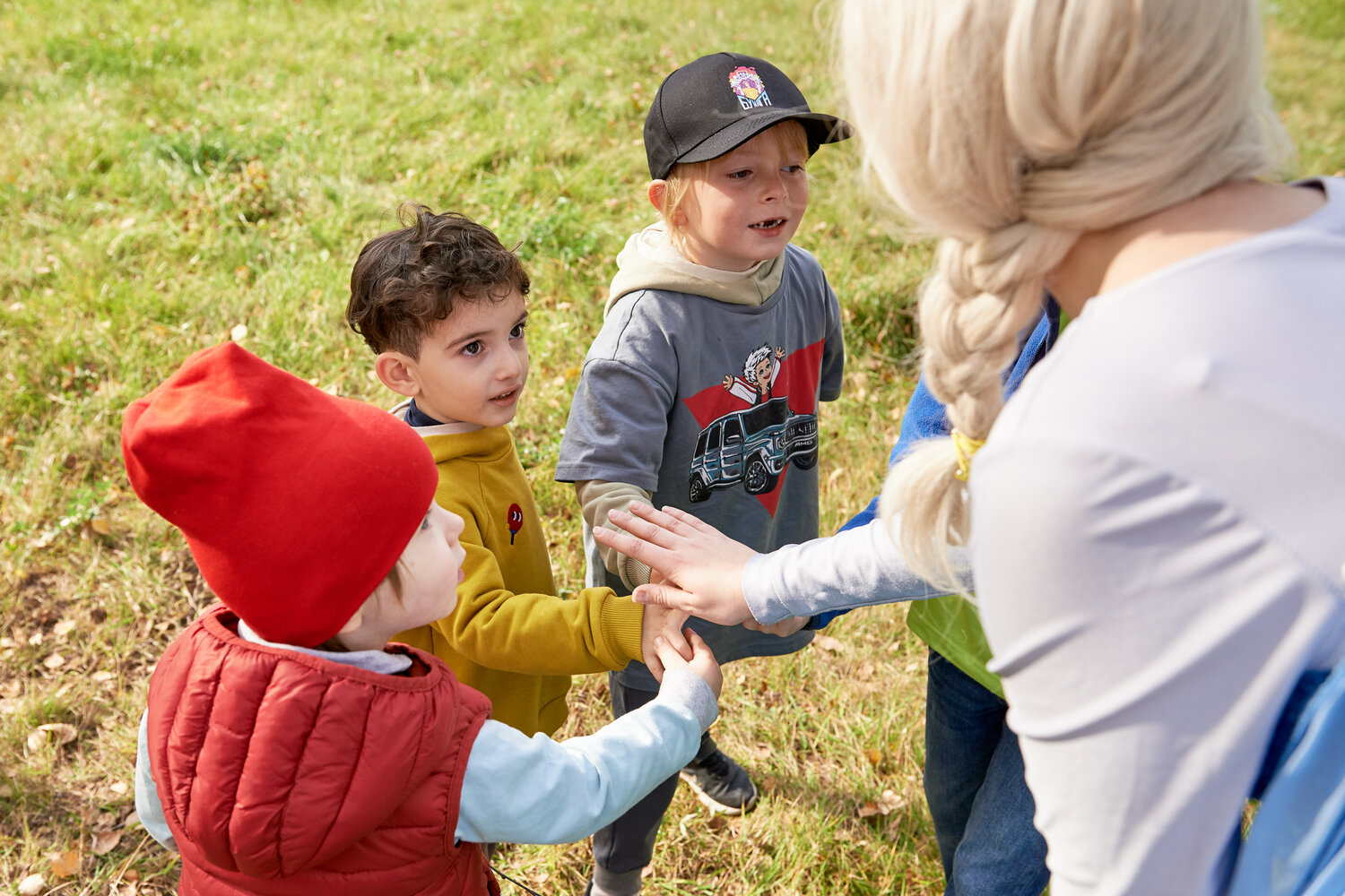 люди, человек, дети, детский праздник, экскурсия на природу