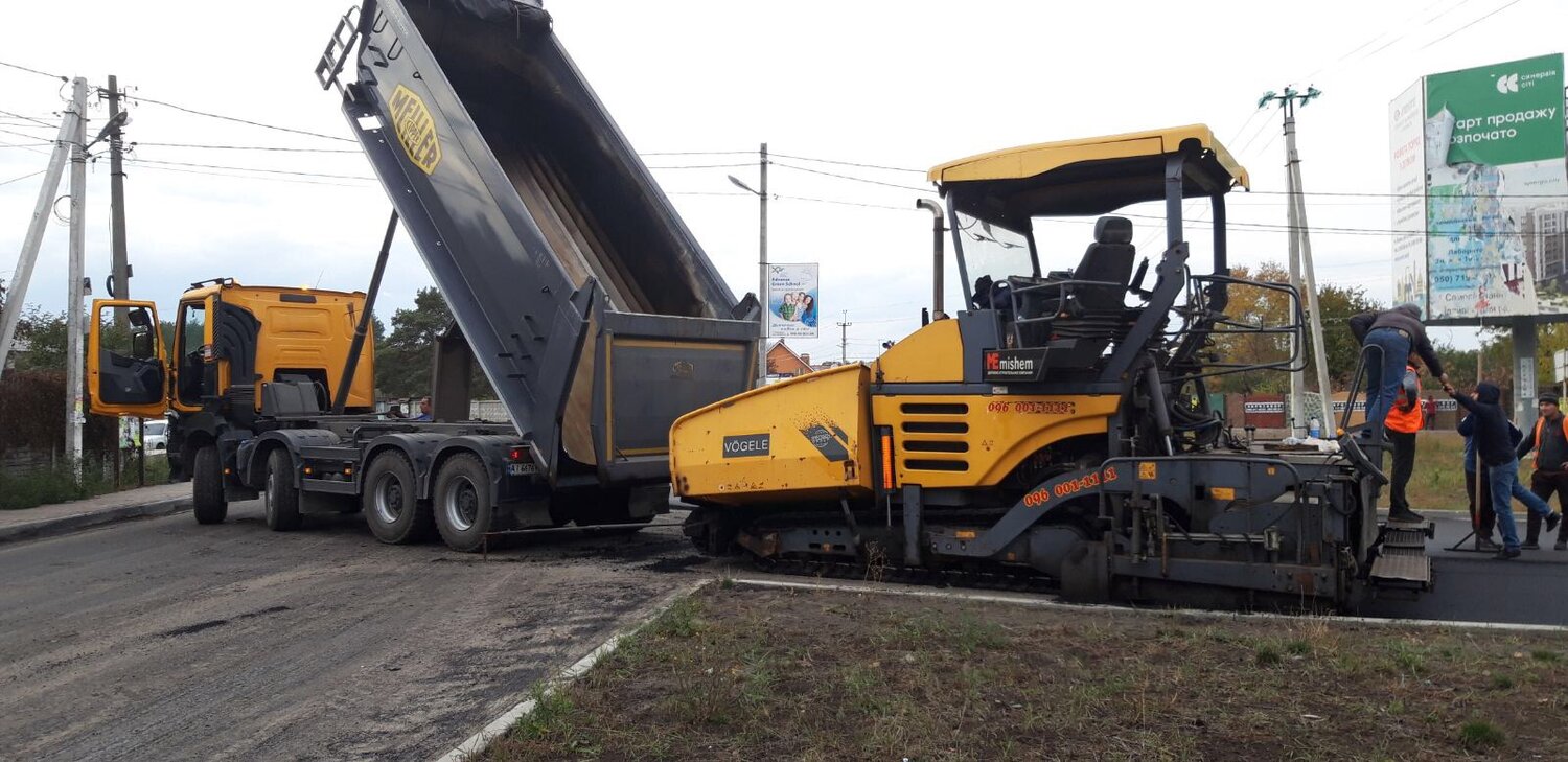 асфальтоукладчик, асфальтоукладчик bomag bf-600c-2, асфальтоукладчик rp603l, асфальтоукладчик vogele s1800-2, асфальтоукладчик xcmg rp603