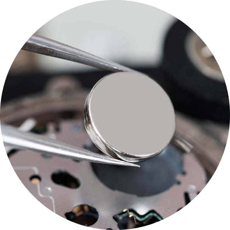 наручные часы, часы, зеркало, металлическая банка, замена батареек в часах