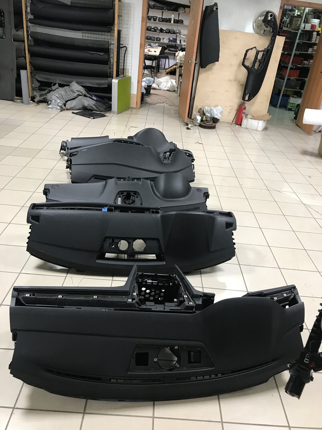 торпедо w212 кожа, mercedes w212 торпедо, автомобиль, запчасти для автомобилей, торпедо