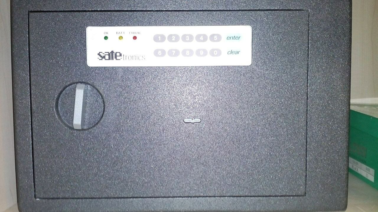 сейф safetronics nt22, safetronics str28me, сейф встраиваемый safetronics str-25e, safetronics nt-61he, safetronics nt22me