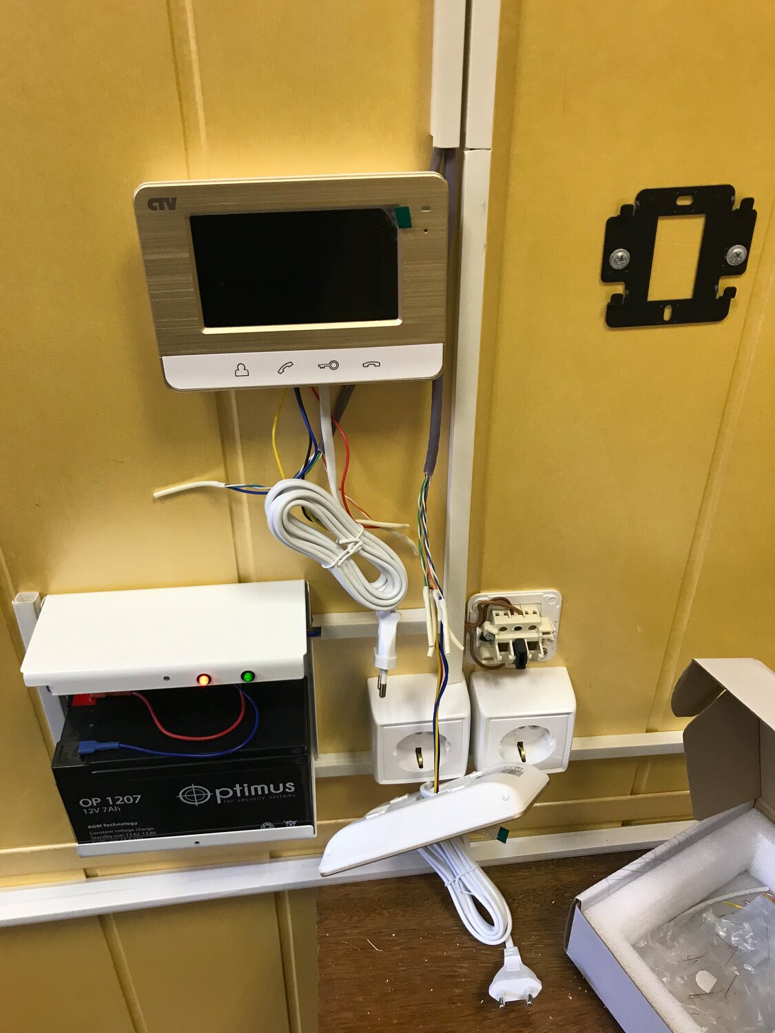 прибор, техника, оборудование, видеодомофон cdv-35а, аппарат