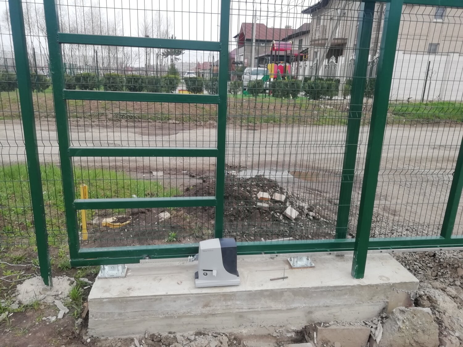 откатные ворота гиттер, откатные ворота фенсис, каркас ворот 3д сетки, ворота для забора из сетки рабицы, забор и ворота гиттер