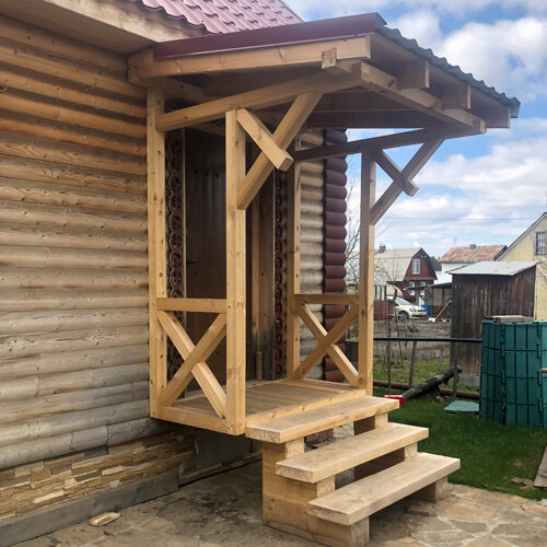 крыльцо к деревянному дому, маленькое крыльцо к беседке, крыльцо, деревянное крыльцо, беседка пристрой к бане
