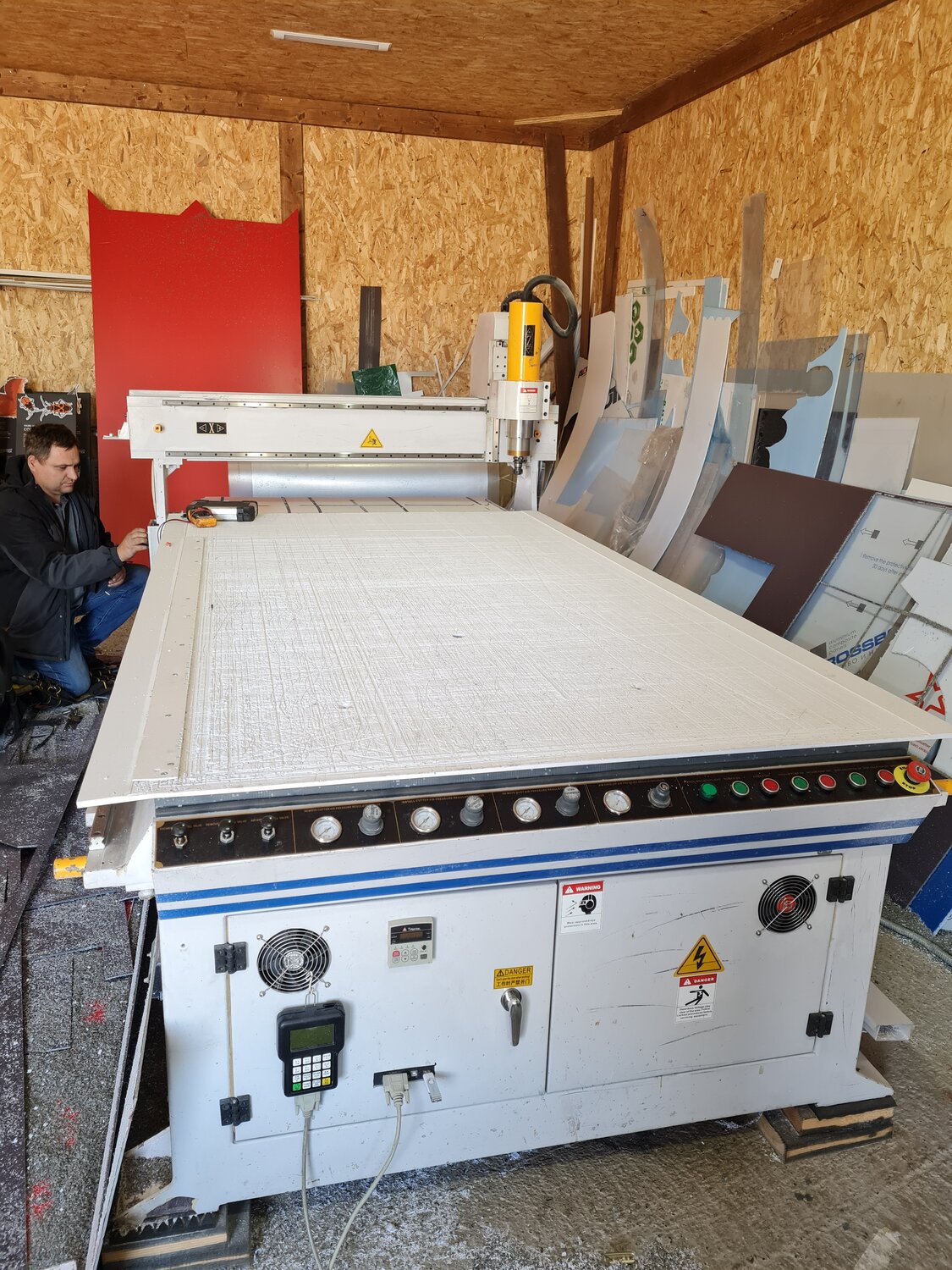 станок фрезерный с чпу rj2040 021045, multicam 3000 чпу станки, фрезерный cnc 2000х4000, фрезерный станок axyz, чпу axyz 4010