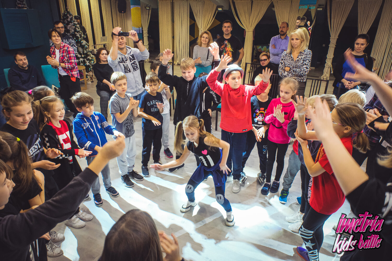 калипсо тула школа танцев, битва танцев в школе, люди, школа танца, человек