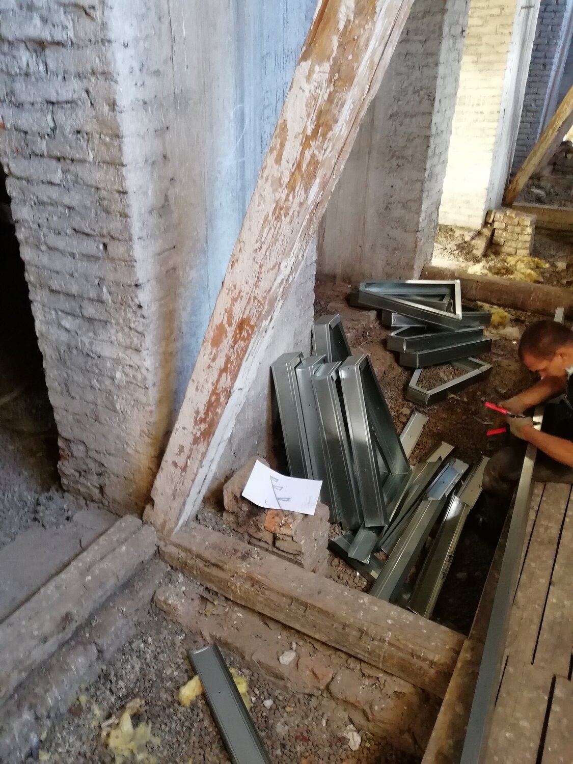 заброшенное здание, заброшенный деревенский дом, заброшенные, заброшенный дом, ремонт старого дома