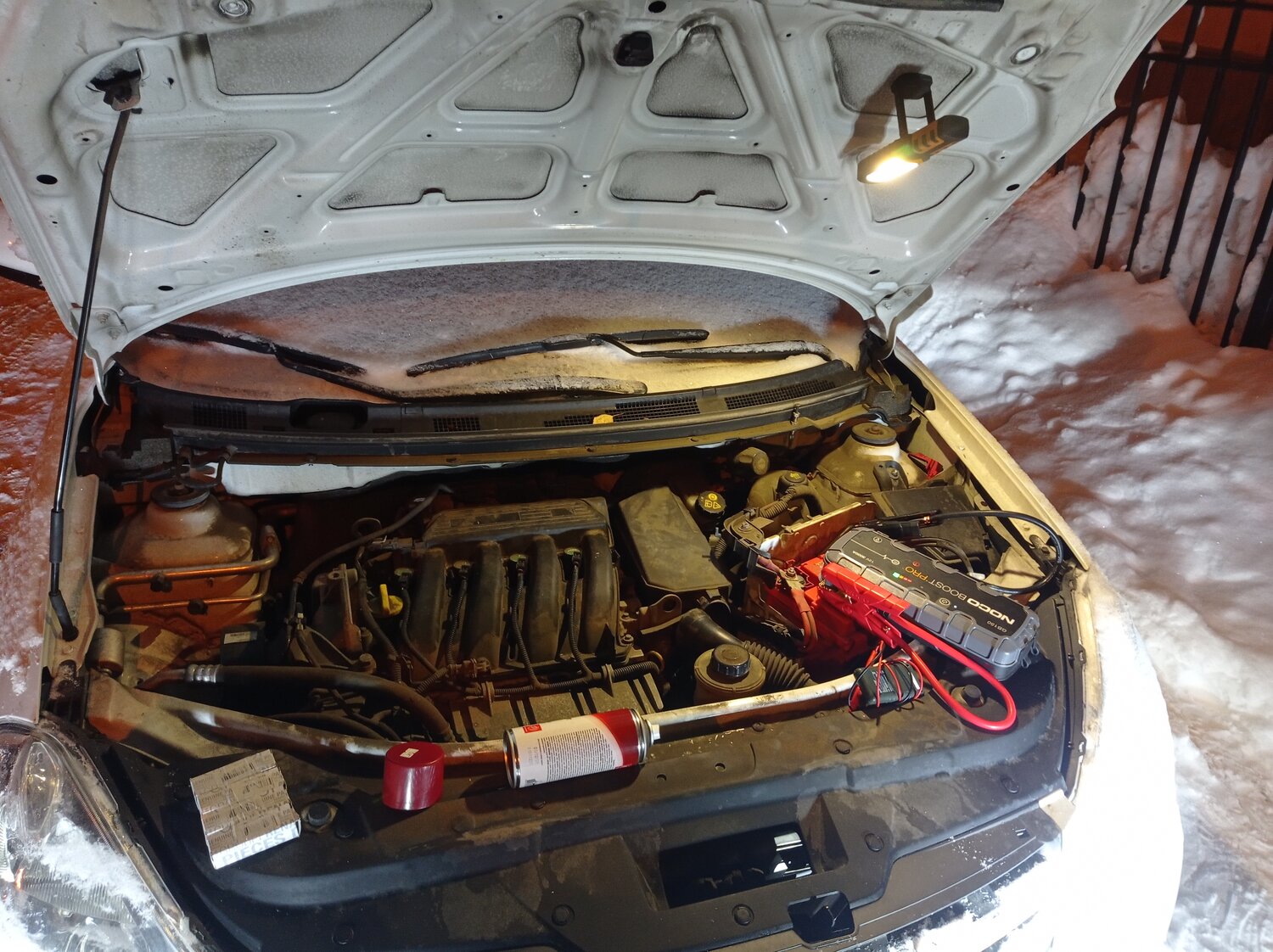 Замена аккумулятора на новый с выездом в Санкт-Петербурге - Помощь на ...