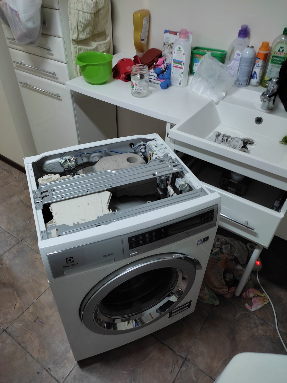 Заменим амортизатор стиральной машины Самсунг недорого и быстро!