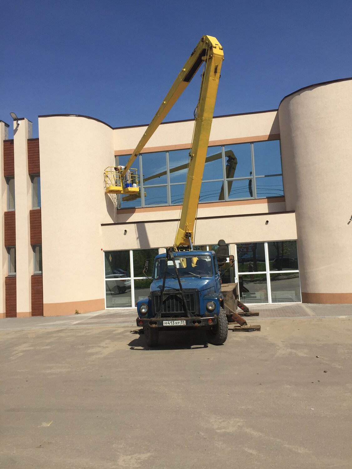 авто вышка умур зил амур автовышка, услуги автовышки, автовышка газ, автовышка вс1801, автомобиль-вышка