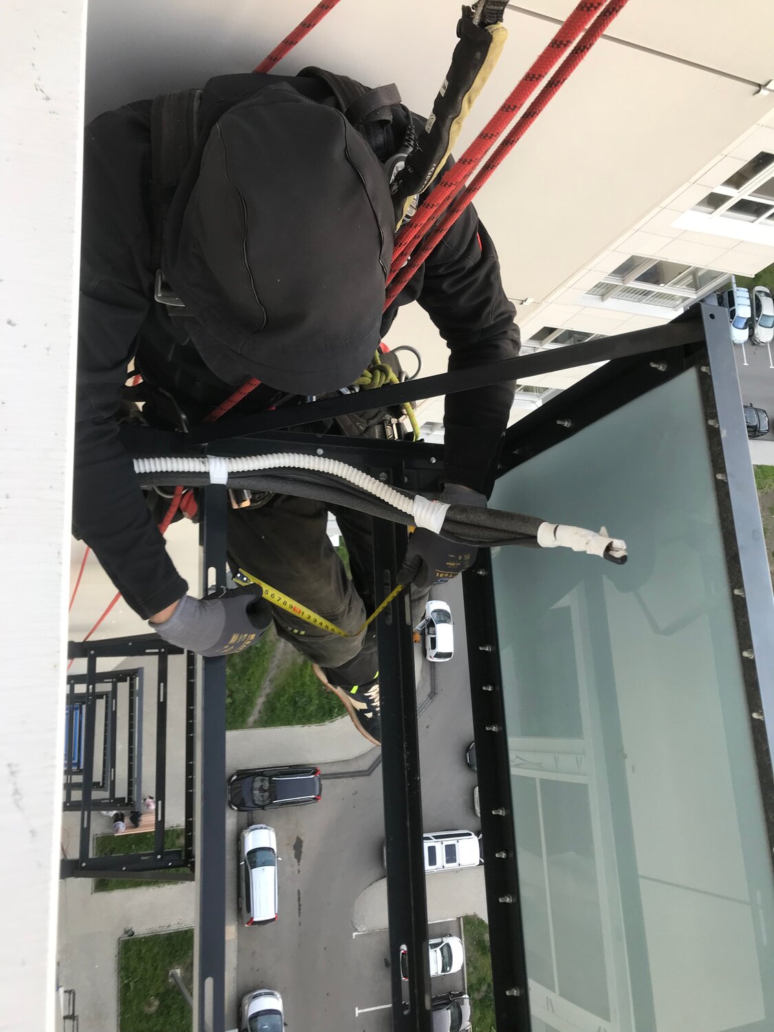 промышленный альпинизм, мойка остекления альпинистами, промальп промышленный альпинизм, промальп, мойка окон на высоте альпинистами