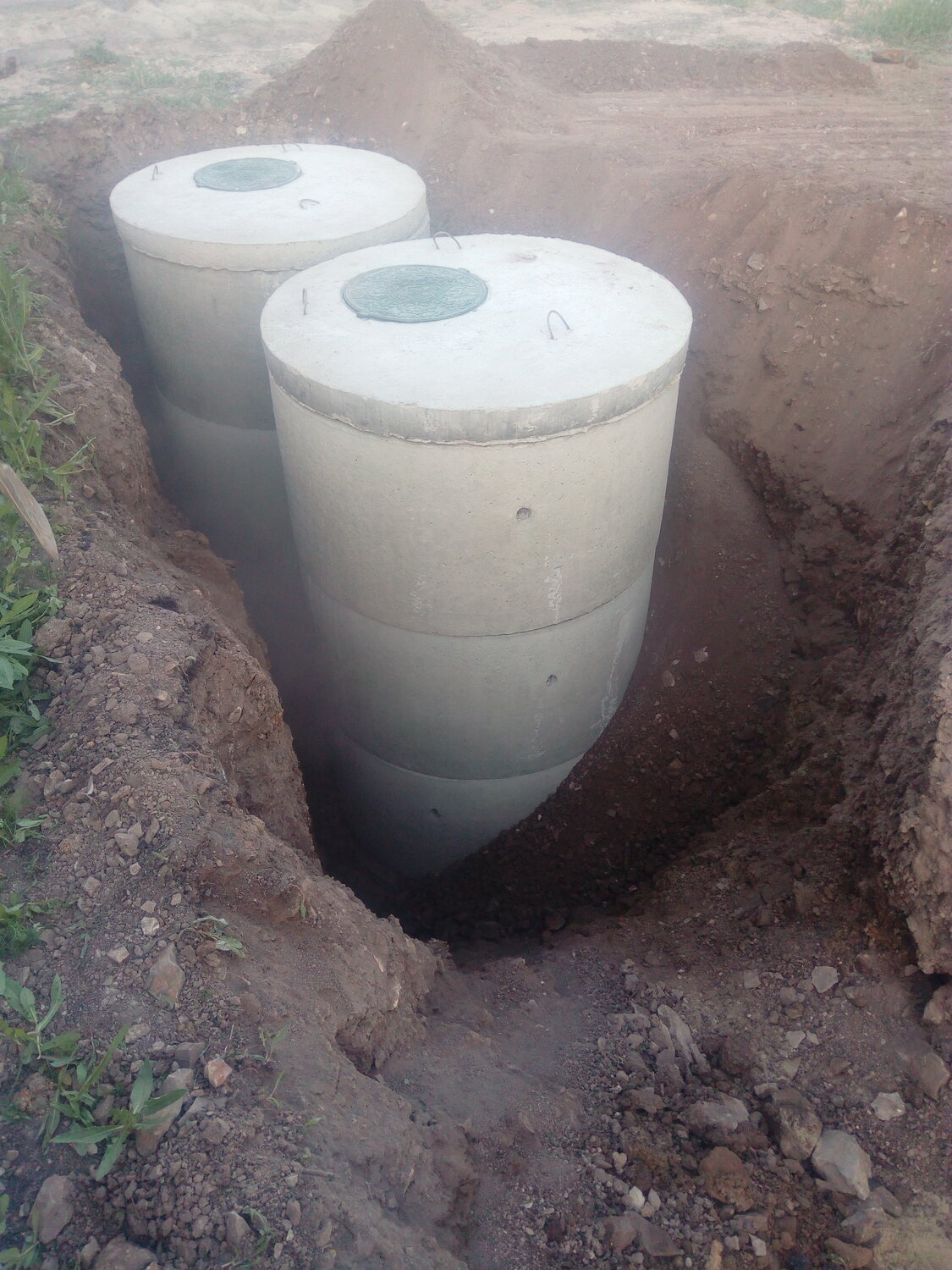 шамбо из бетонных колец, септик из бетонных колец, септик из жб колец, канализация из бетонных колец, выгребная яма из бетонных колец