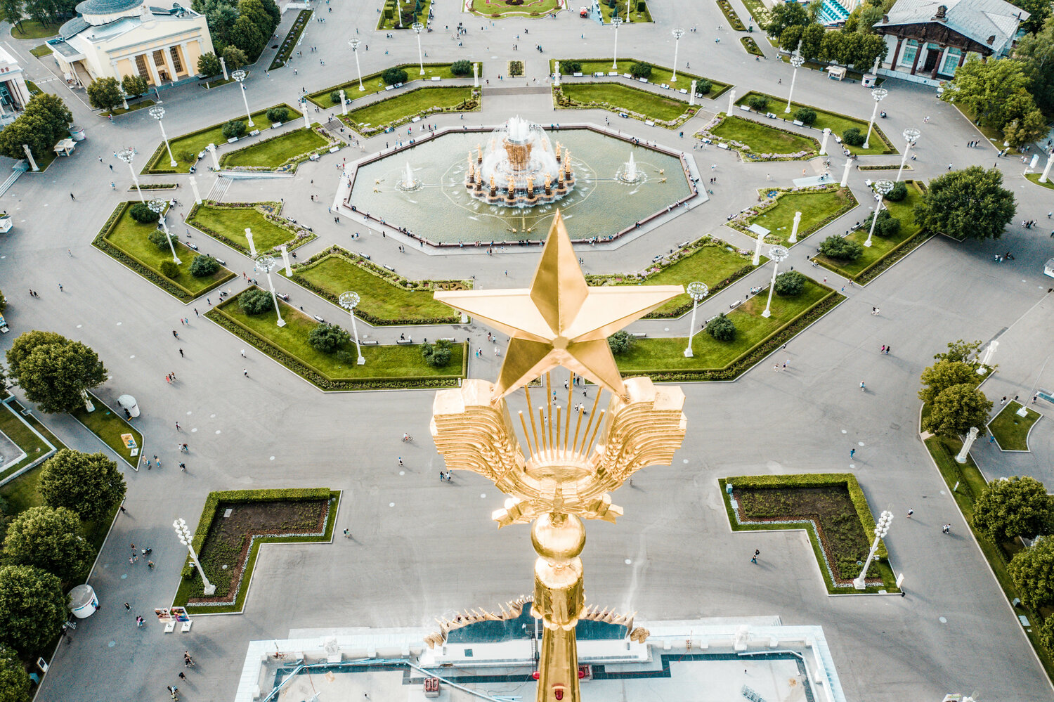 ашхабад парк, городской парк вднх улан удэ, парк вднх сверху, шпиль вднх, театральная площадь саранск