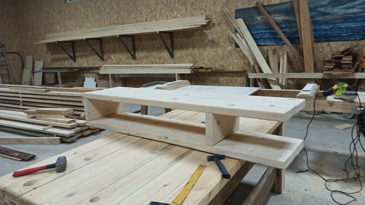 Мастерские по изготовлению мебели из массива - 84 фото