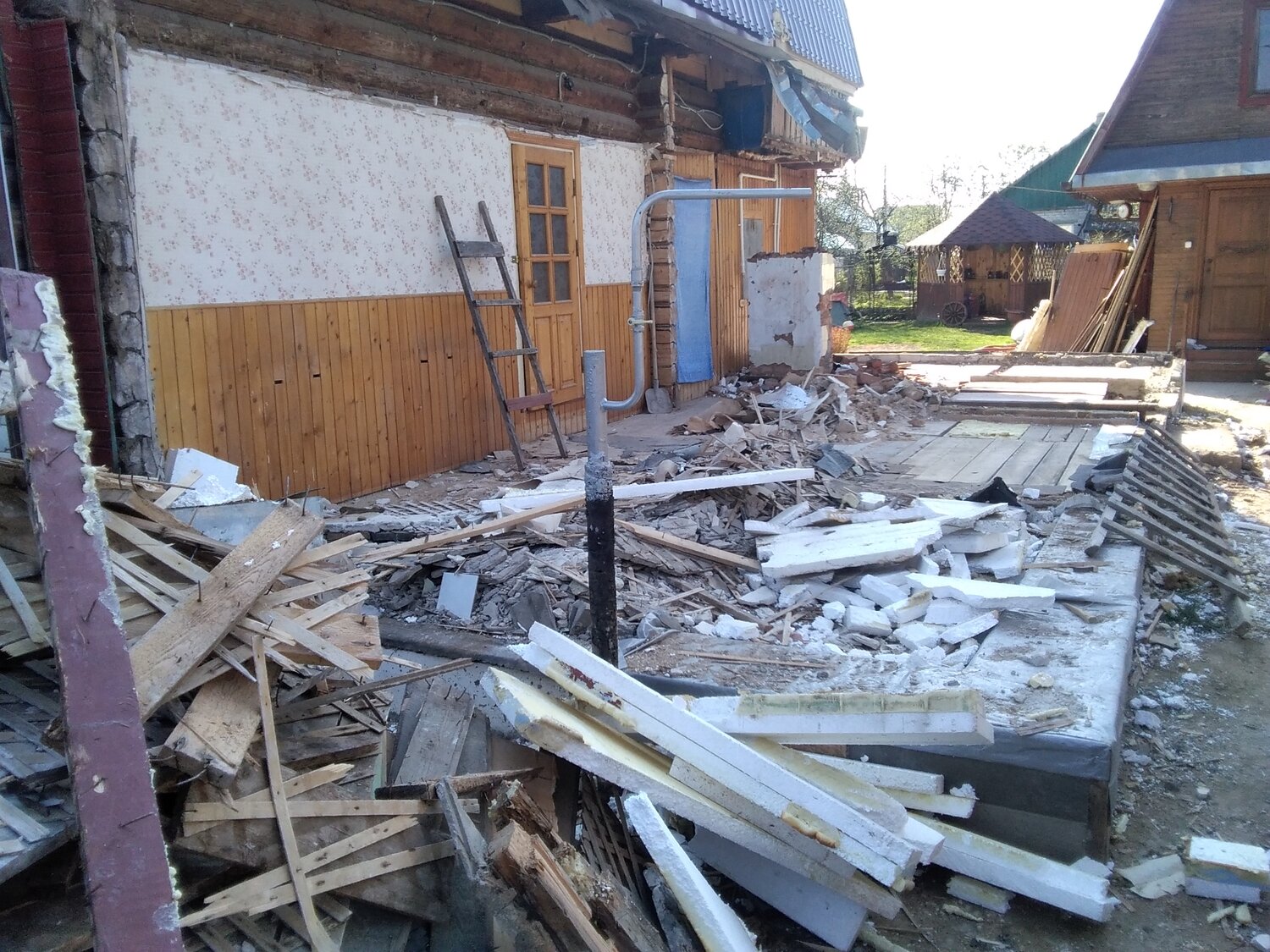 снос дома, демонтаж домов, дом, демонтаж дома, снесенный дом