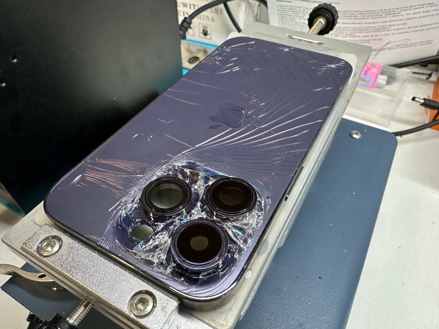 iphone 11 pro max, iphone 12 pro max разбилась задняя панель, apple iphone 11 pro max, айфон 11 pro max, iphone 14 pro max