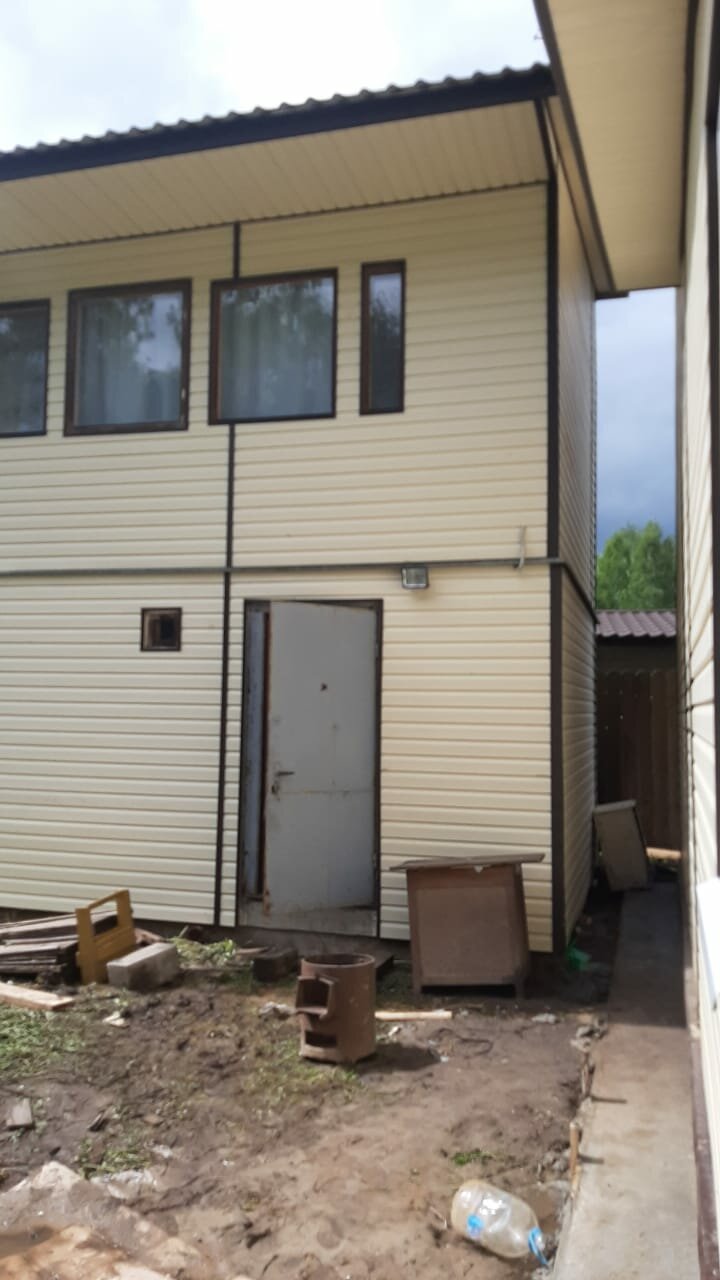 Монтаж фасада из винилового сайдинга