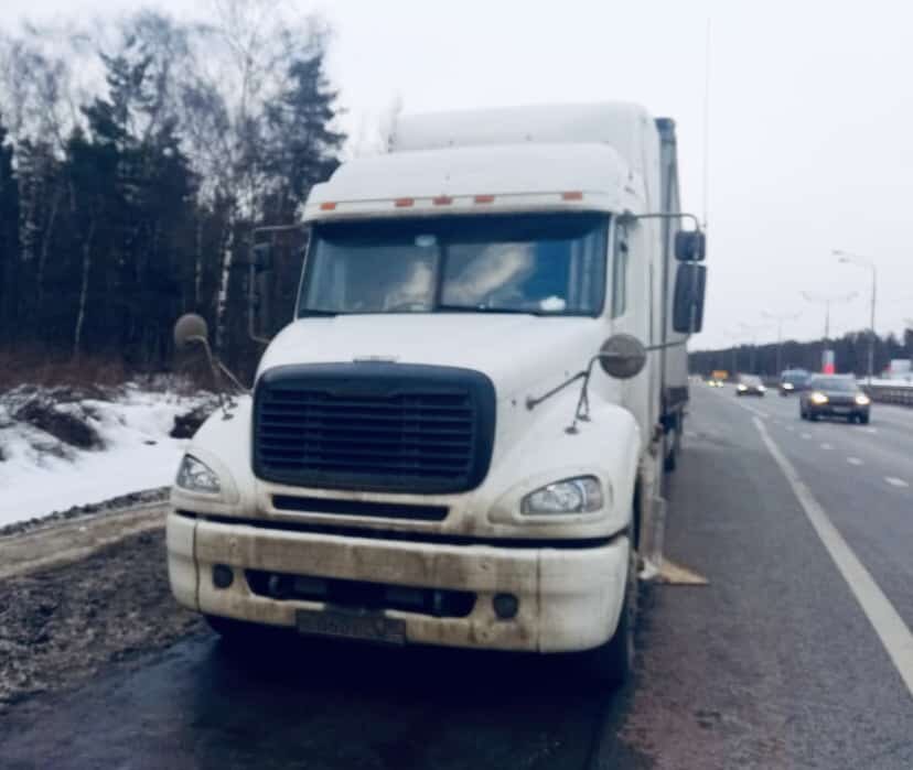 freightliner, фредлайнер коламбия 120, фредлайнер 2004г, фредлайнер m2 фургон, фредлайнер коламбия 2002