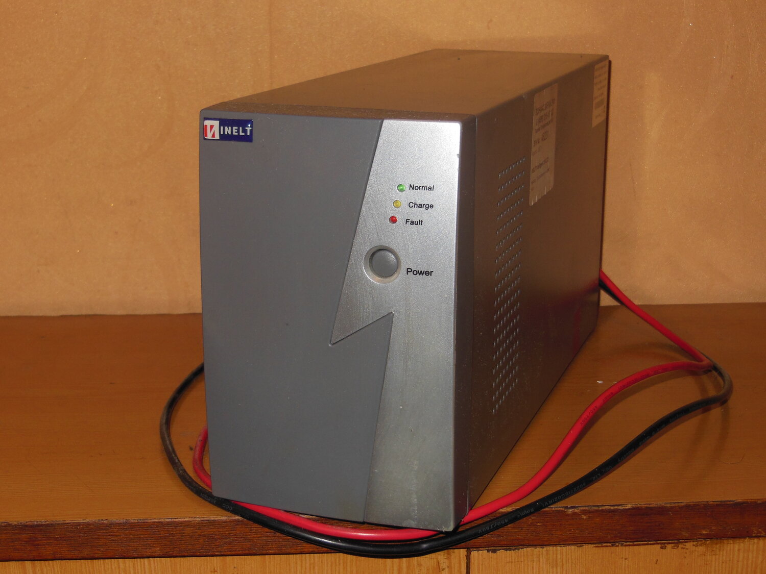 inelt intelligent 1000lt2, ибп inelt intelligent 500lt2, ибп eltena intelligent 1000lt2, inelt intelligent lt500, inelt 1000lt2