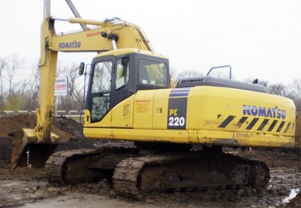 komatsu pc 200, экскаватор komatsu pc220-7, гусеничный экскаватор, гусеничный экскаватор komatsu 220, экскаватор komatsu pc220
