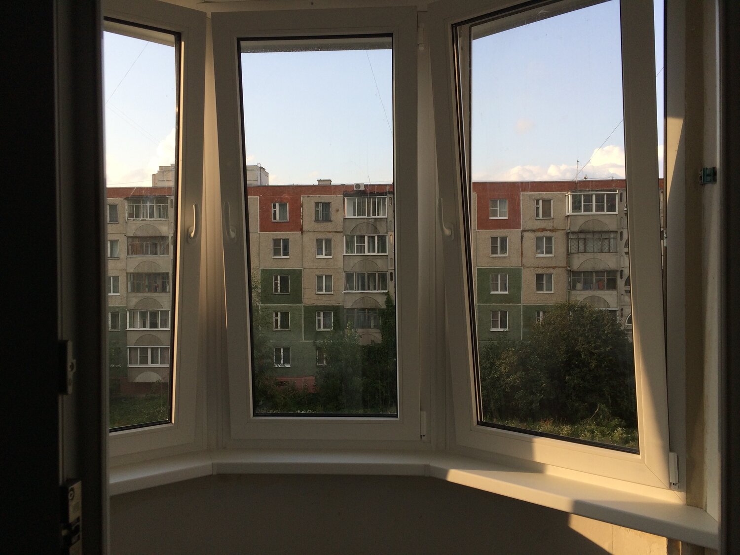 окно, пластиковое окно, пластиковые окна на балкон, балконные окна, остекление балконов