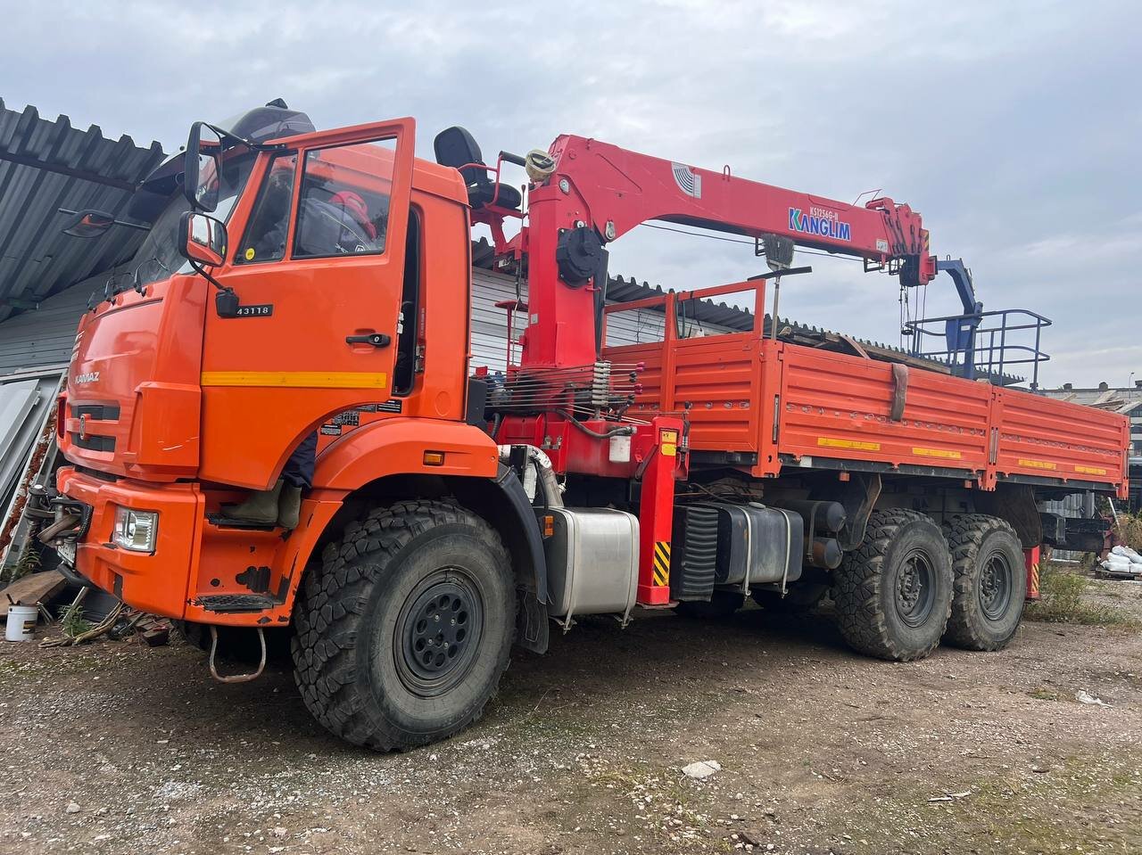 камаз 43118 с кму, камаз кму, манипулятор камаз, камаз 43118 с манипулятором, кран камаз 43118, кму kanglim 6.6т