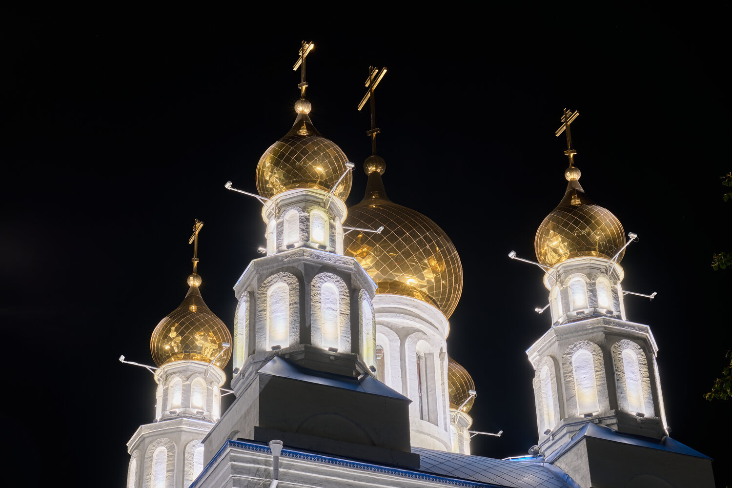 храм, купола, свято-троицкий собор майкоп, сияющий храм, храм православный