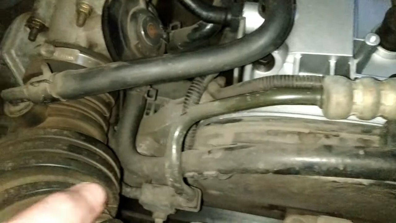 сапун daewoo nexia, сапун на дэу нексия 150, стук 3 rz fe, патрубок дроссельной заслонки шевроле авео 2007, датчик температуры двигателя vito 230 бензин