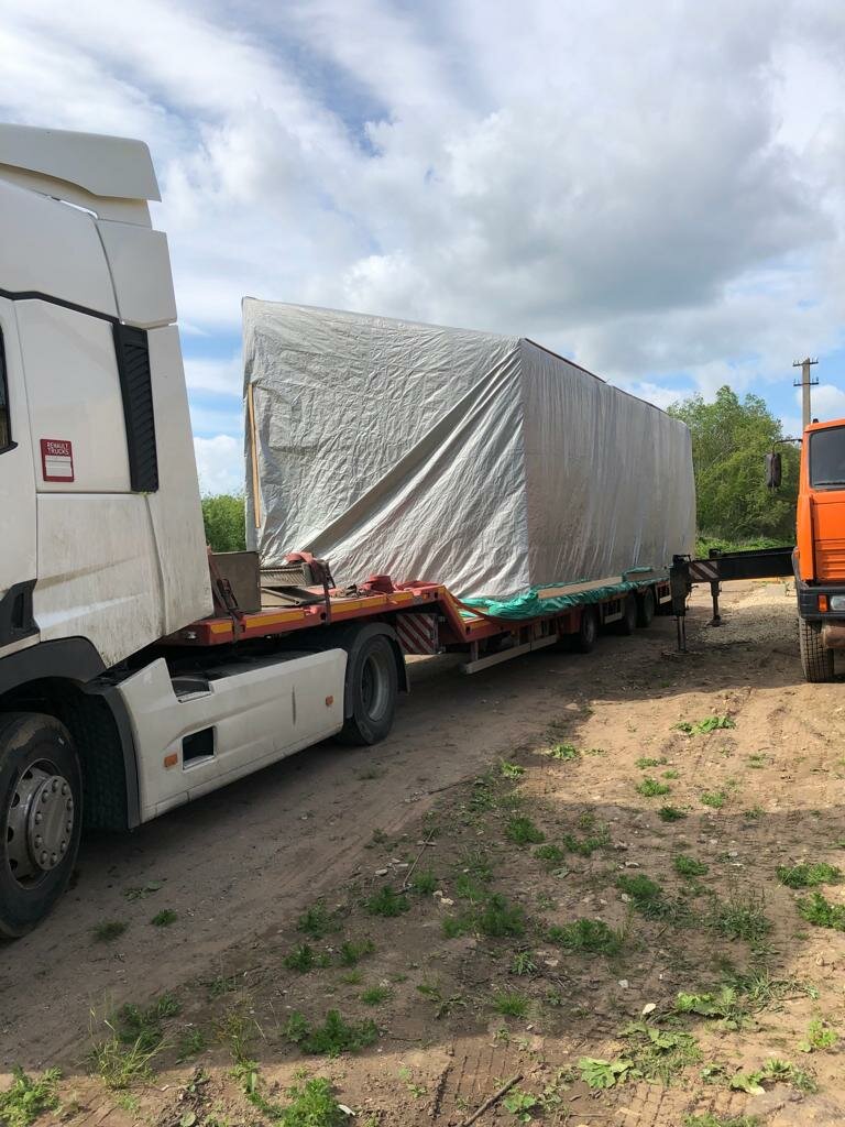 полуприцеп маз, полуприцеп, маз с полуприцепом тент, бортовой полуприцеп, маз 5440 с полуприцепом