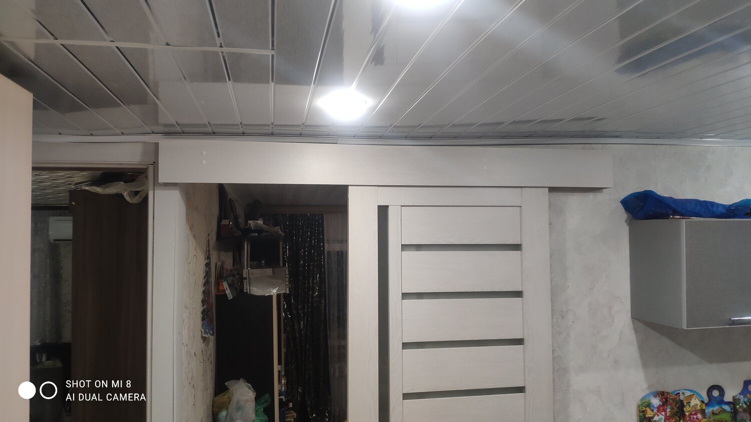 потолок, потолочные панели, реечный потолок, реечный потолок цесал, алюминиевый реечный потолок