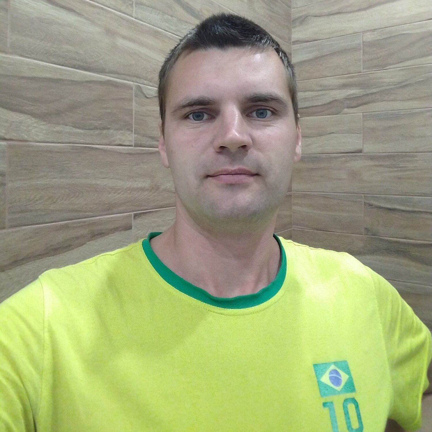 Дмитрий Иванов