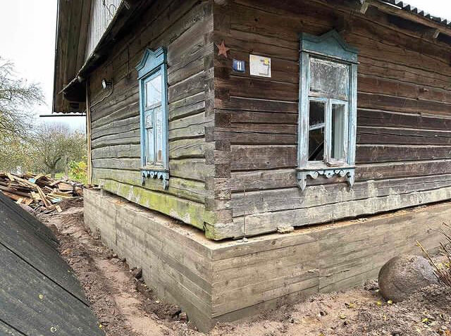 дом дача, дом в селе, деревенский дом, дом в деревне, фундамент в деревенском доме