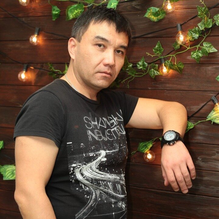 Andrey Tsay