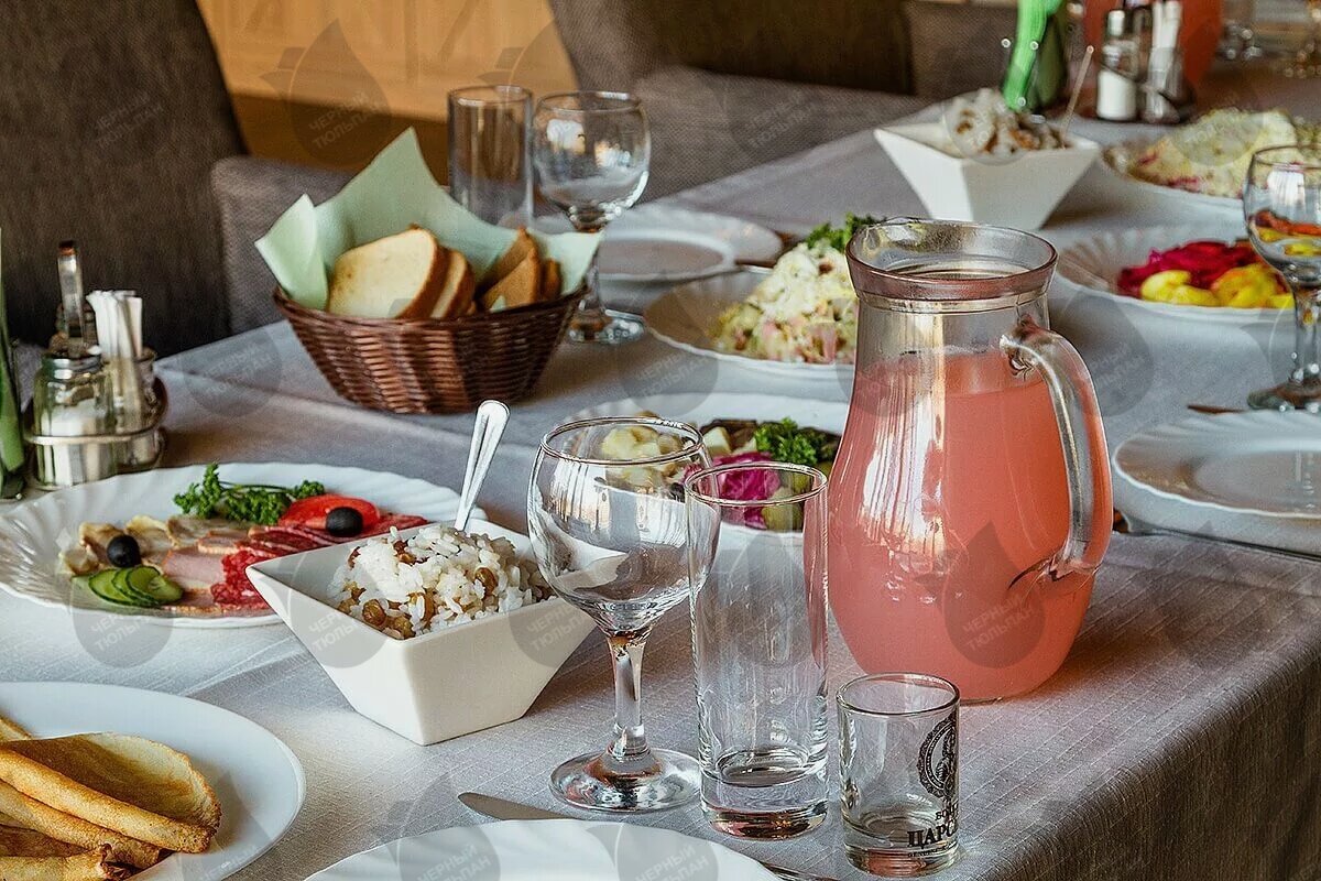 Поминальная трапеза