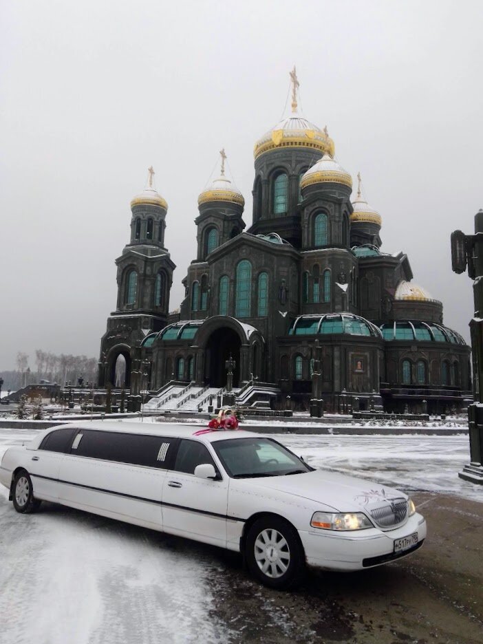 лимузин, линкольн лимузин серебристый, лимузин линкольн, лимузин на свадьбу, лимузин линкольн 2001