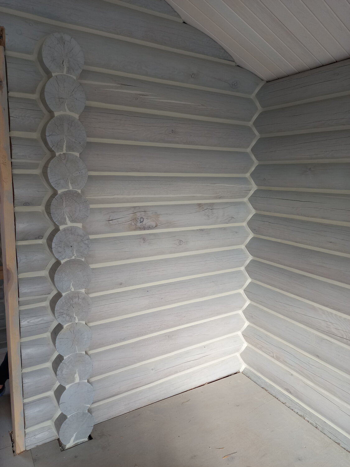 покраска сруба, отделка сруба, белая краска для сруба, wepost wood герметик для дерева, сруб